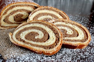 Cinnamon rolls